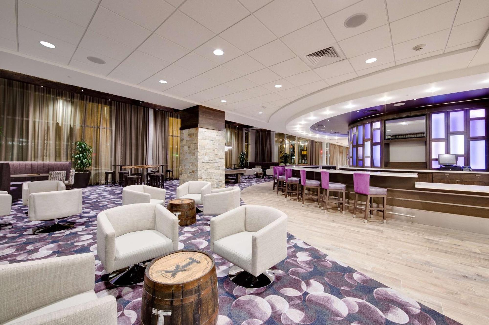 Hampton Inn & Suites Fort Worth Downtown Exterior photo